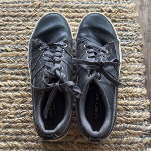 Skechers Men’s Black Casual Lace-Up Sneakers